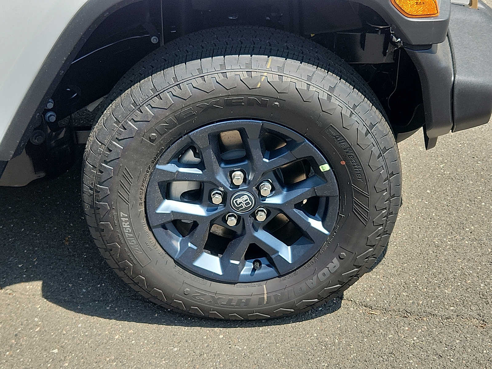 View vehicle photo 5