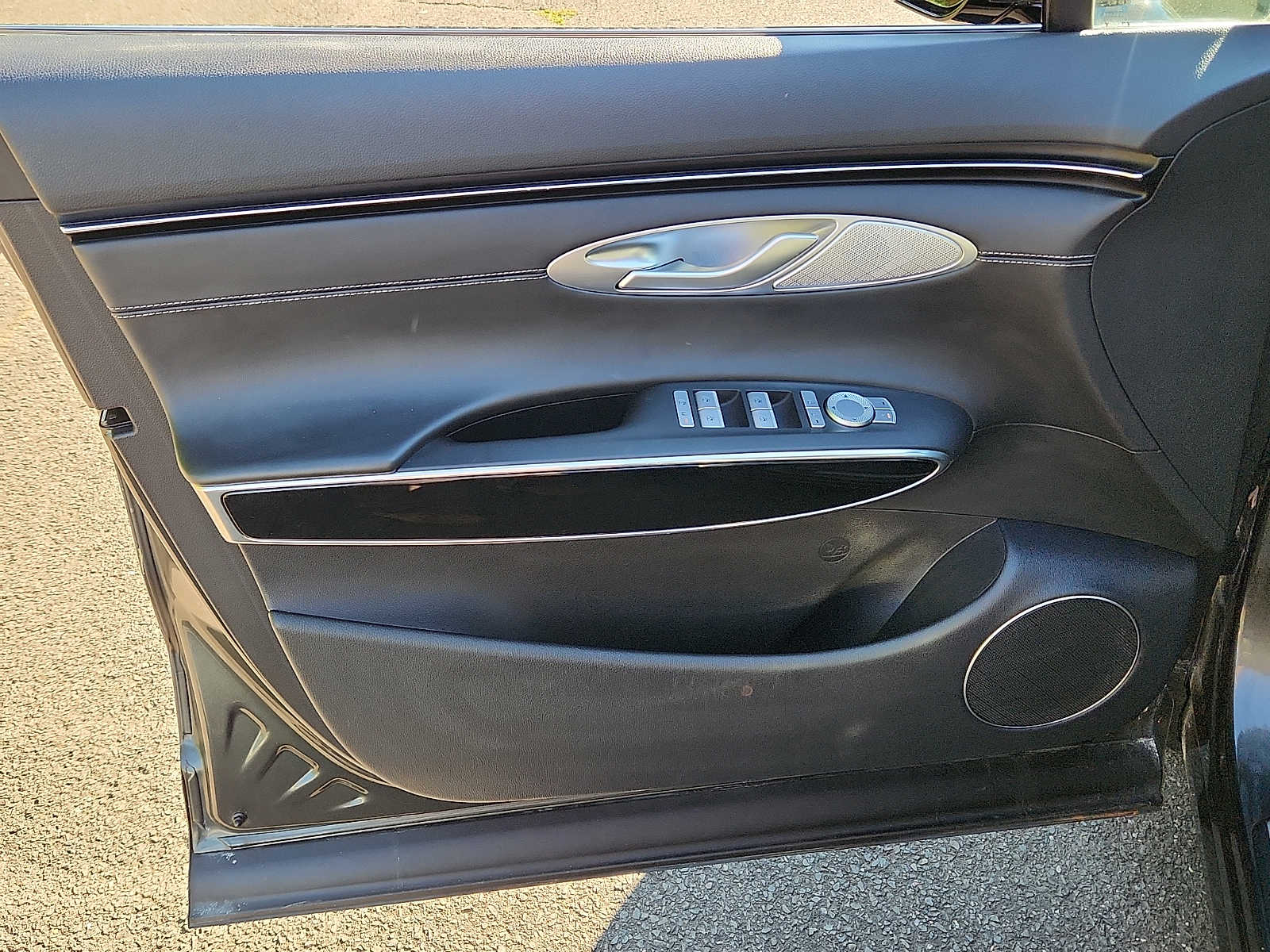 2025 GENESIS GV70 Standard - Photo 11