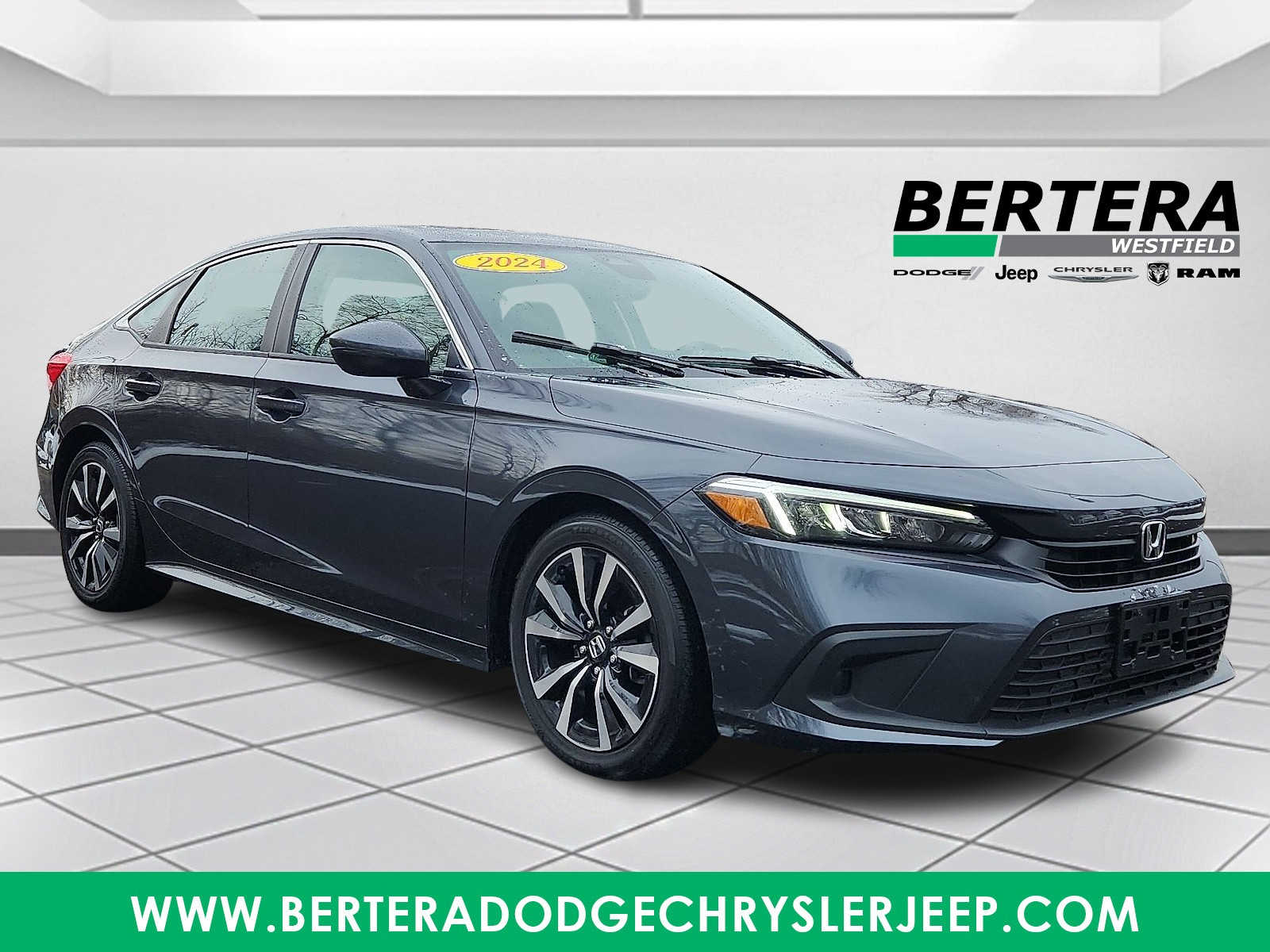 2024 Honda Civic EX's photo