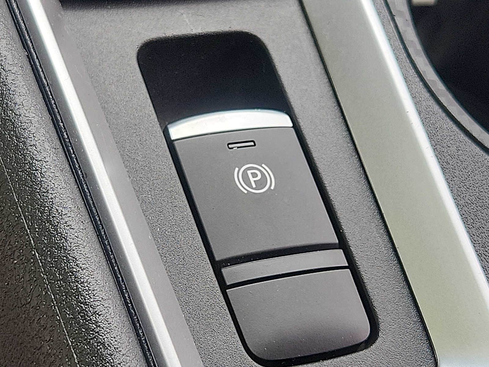 2025 Nissan Altima SV - Photo 23