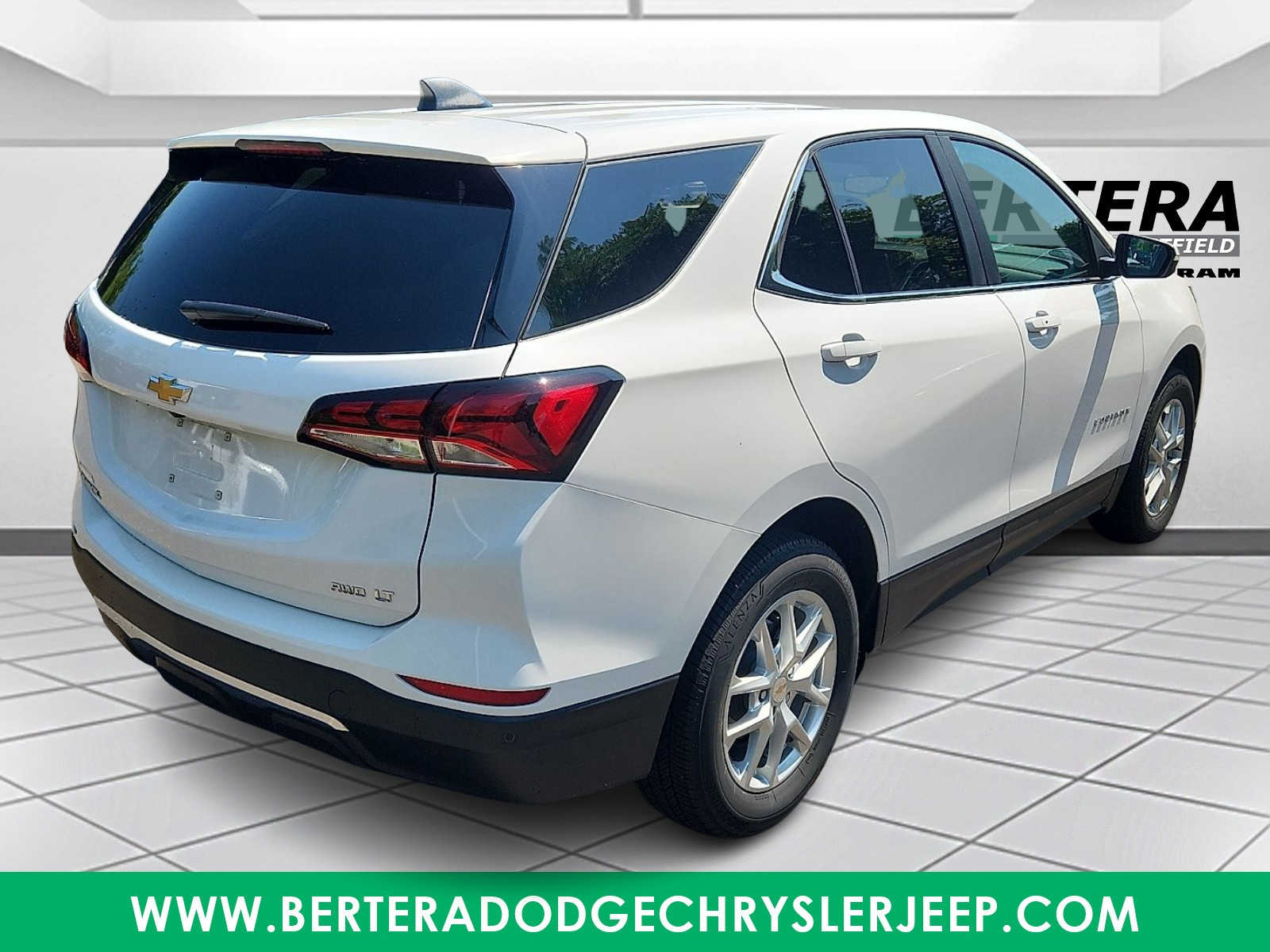 2024 Chevrolet Equinox LT - Photo 6
