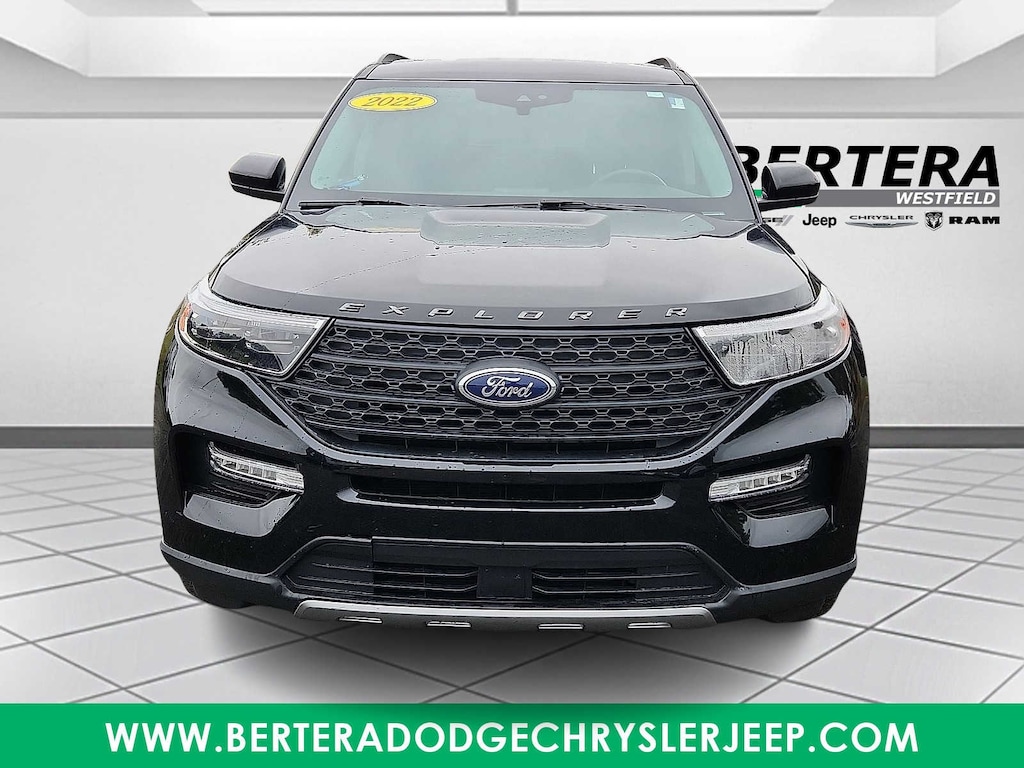 Used 2022 Ford Explorer XLT SUV