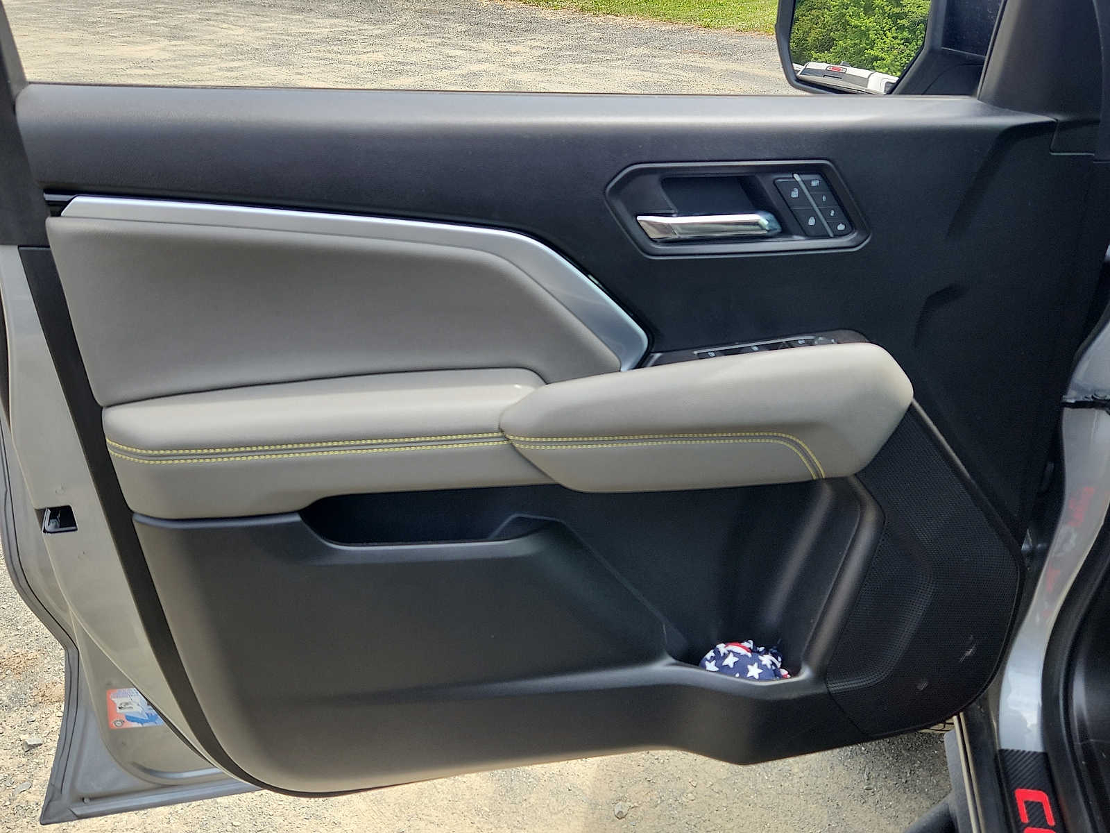 2025 Chevrolet Colorado ZR2 - Photo 12