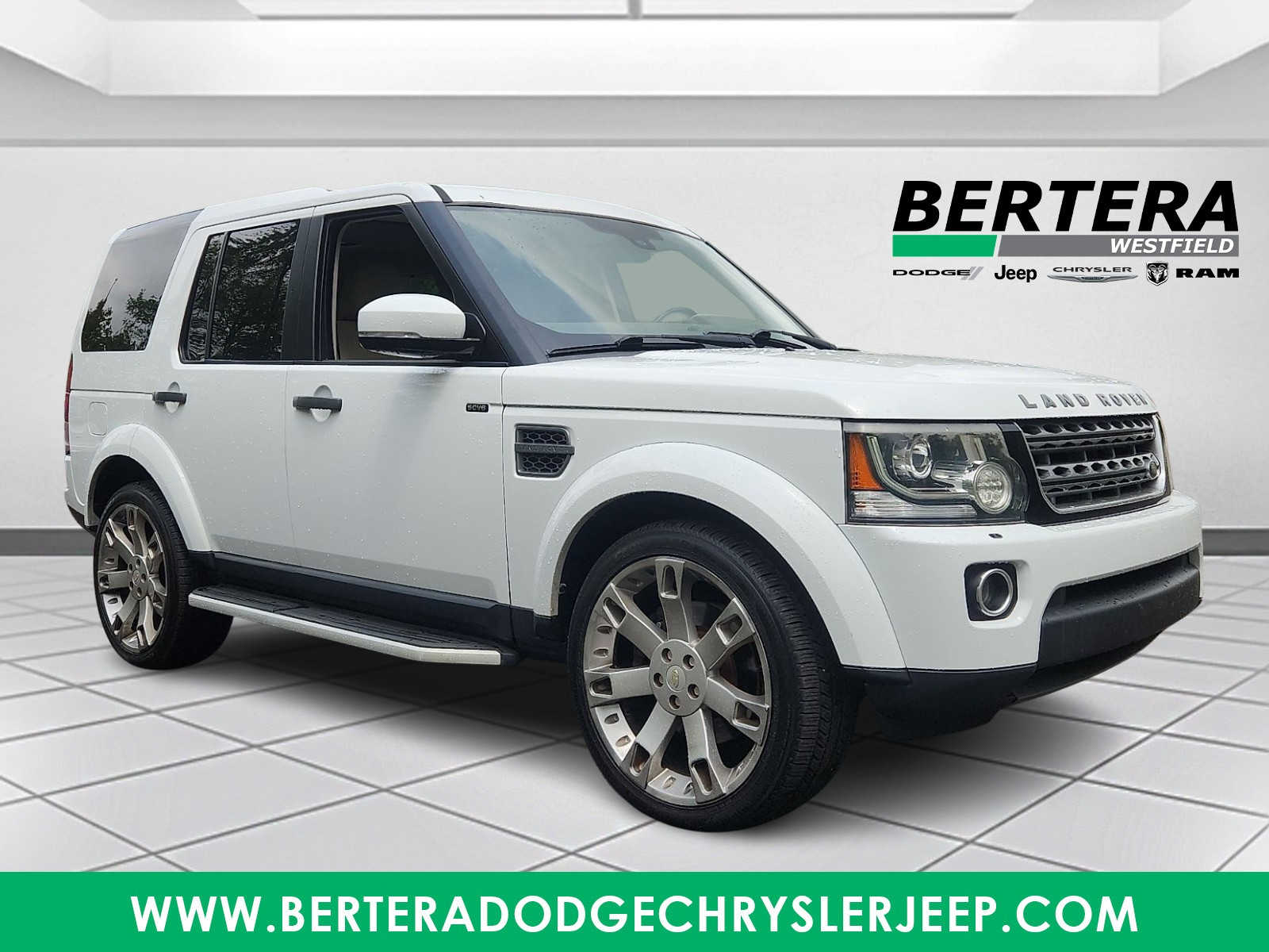 2016 Land Rover LR4 -'s photo