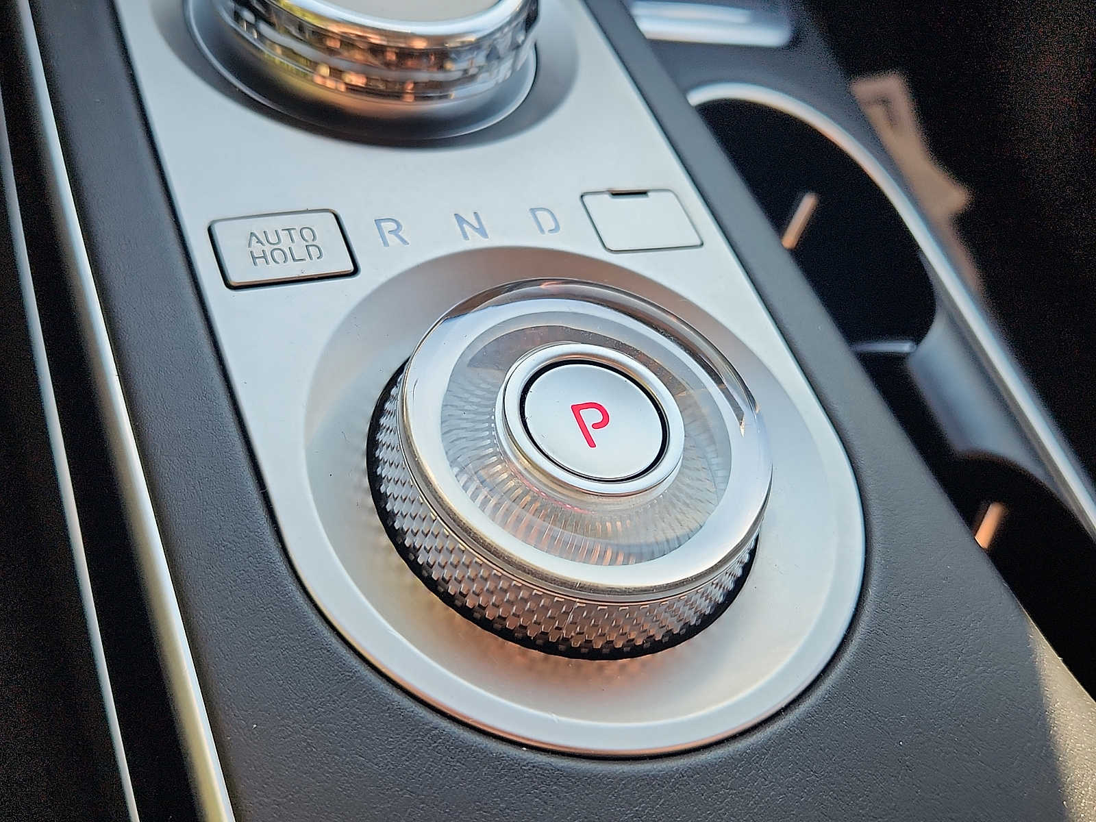 2025 GENESIS GV70 Standard - Photo 13