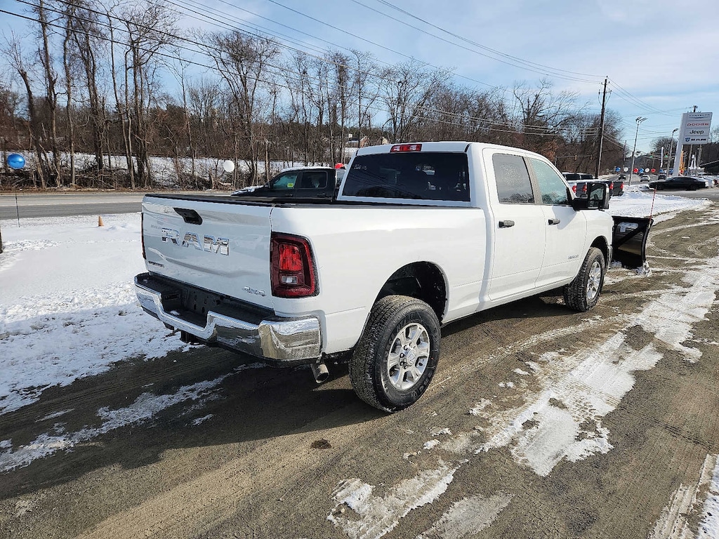 New 2026 Ram 2500 BIG HORN CREW CAB 4X4 6'4 BOX Pickup