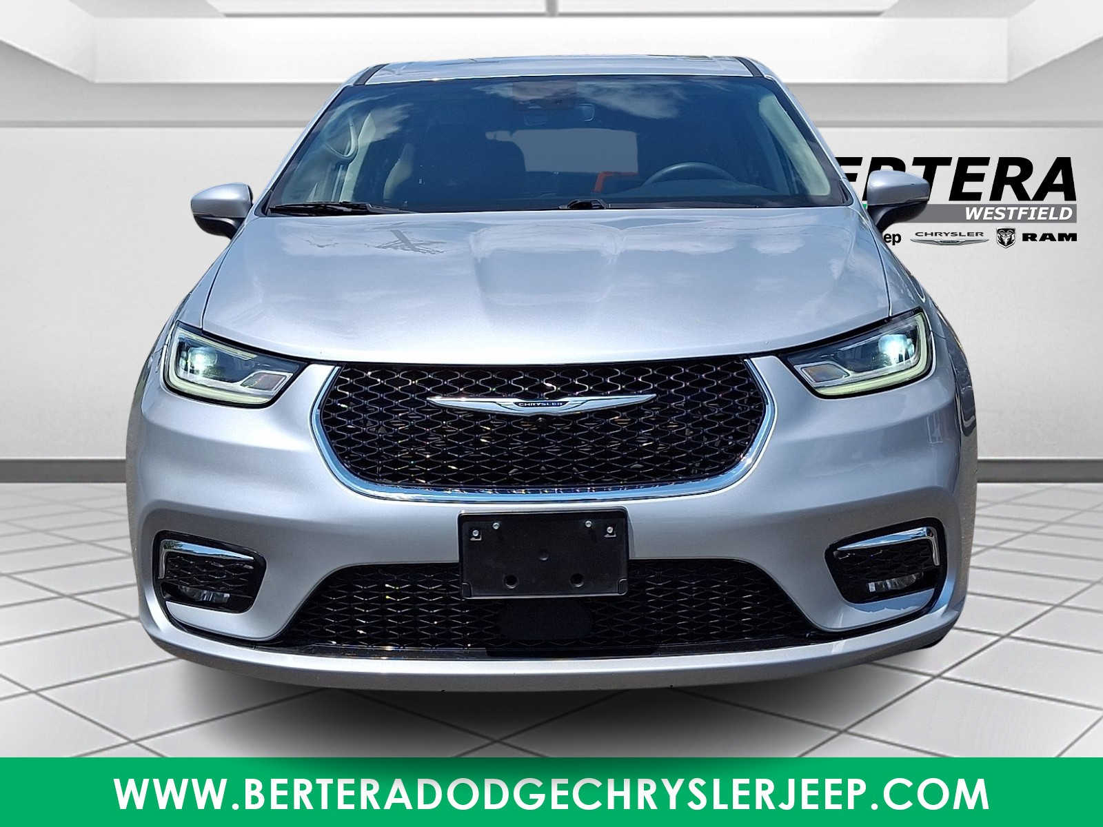 Used 2023 Chrysler Pacifica Touring L with VIN 2C4RC1BG1PR590790 for sale in Westfield, MA