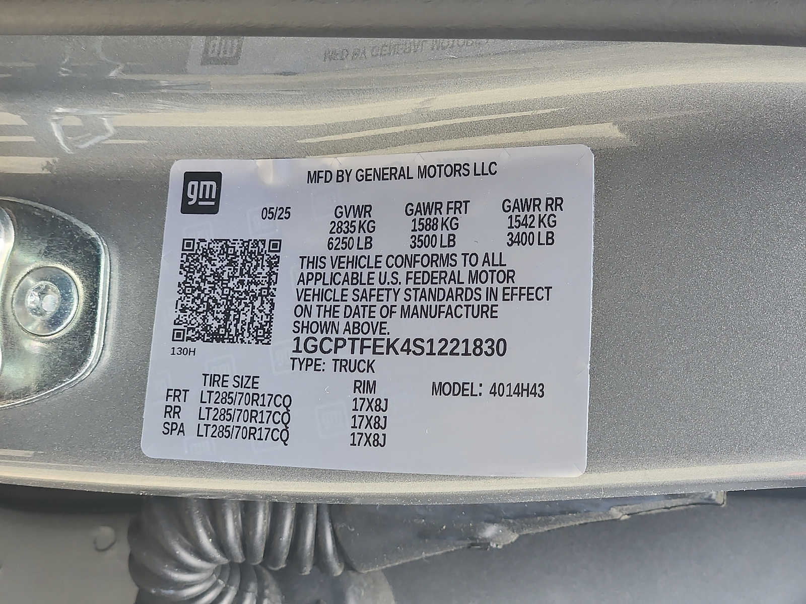 2025 Chevrolet Colorado ZR2 - Photo 28