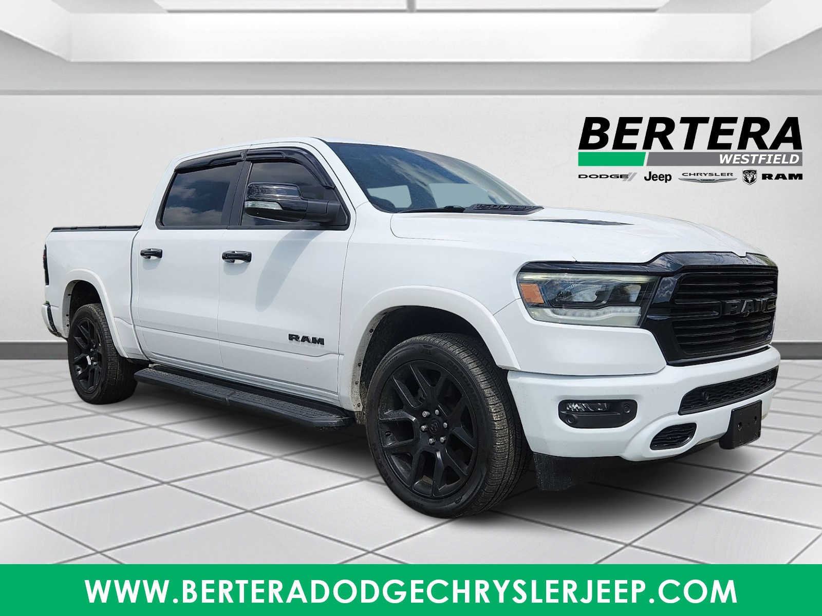 2021 RAM 1500 Laramie 4x4 Crew Cab 5'7's photo