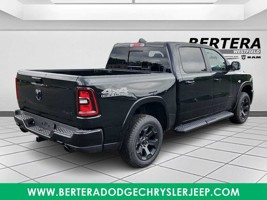 New 2026 Ram 1500 BIG HORN CREW CAB 4X4 5'7 BOX Pickup