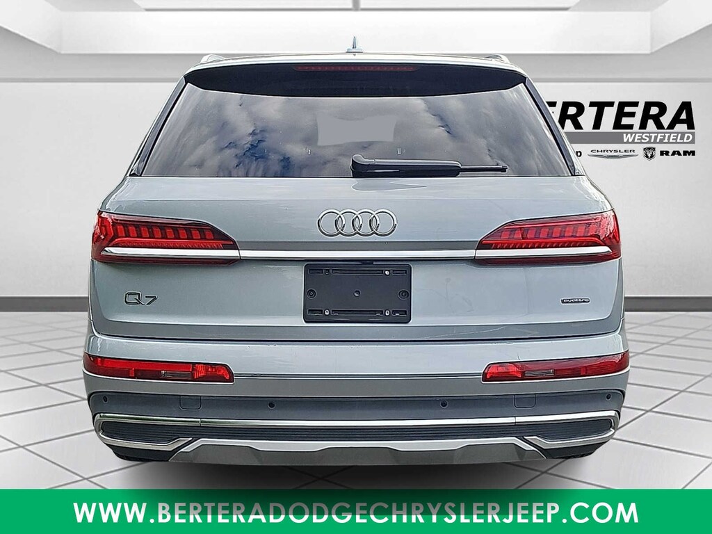 Used 2024 Audi Q7 Premium Plus SUV