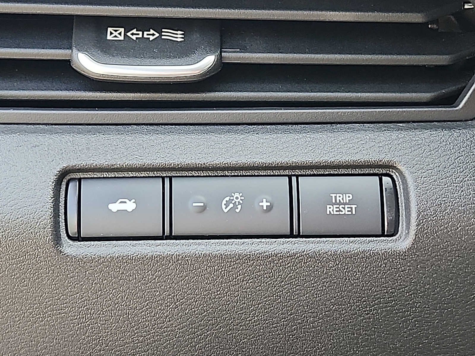2023 Nissan Altima SV - Photo 24