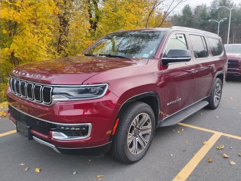 2023 Jeep Wagoneer L Series II photo 3