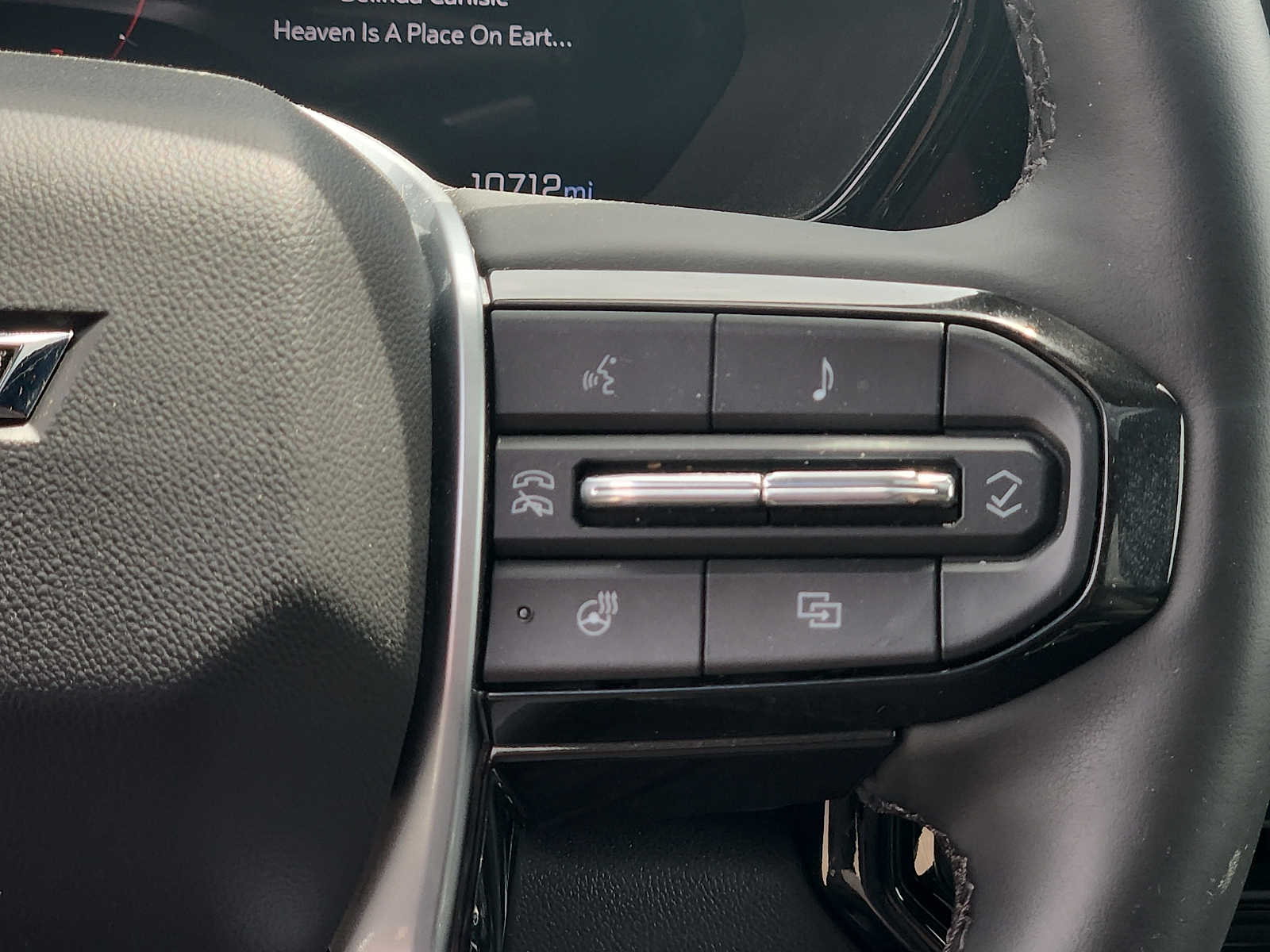 2025 Chevrolet Colorado ZR2 - Photo 22