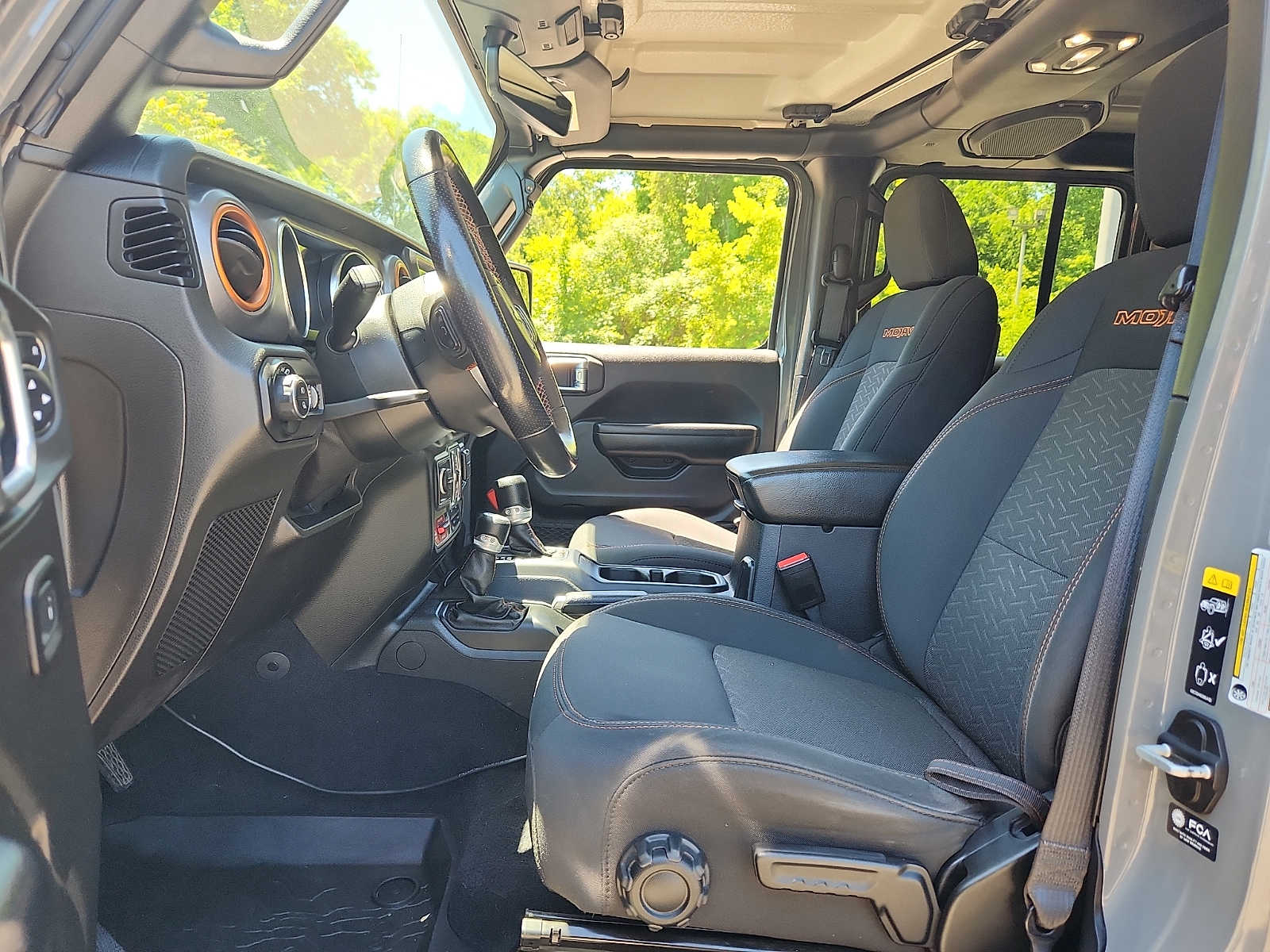 2021 Jeep Gladiator Mojave - Photo 13