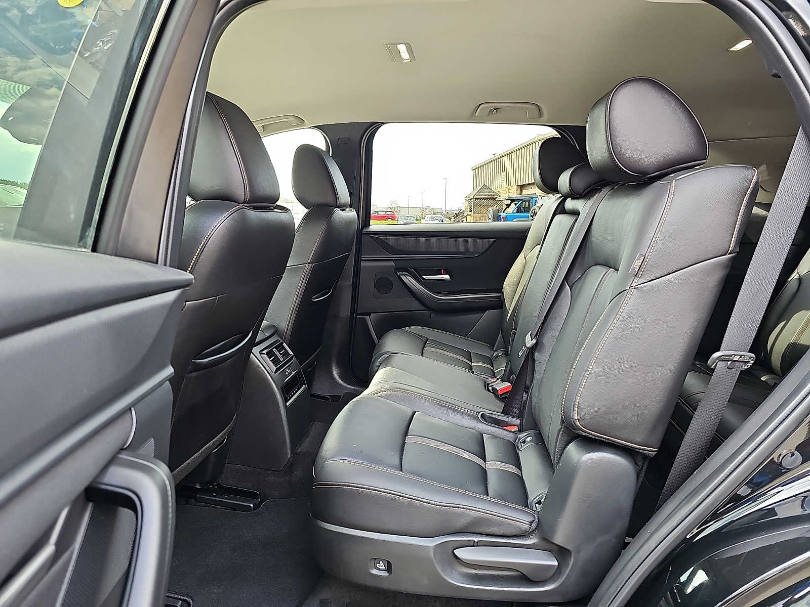 2025 Mazda CX-90 Select Package - Photo 11