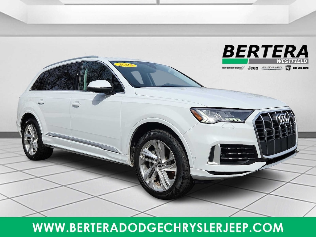 Used 2024 Audi Q7 Premium Plus SUV