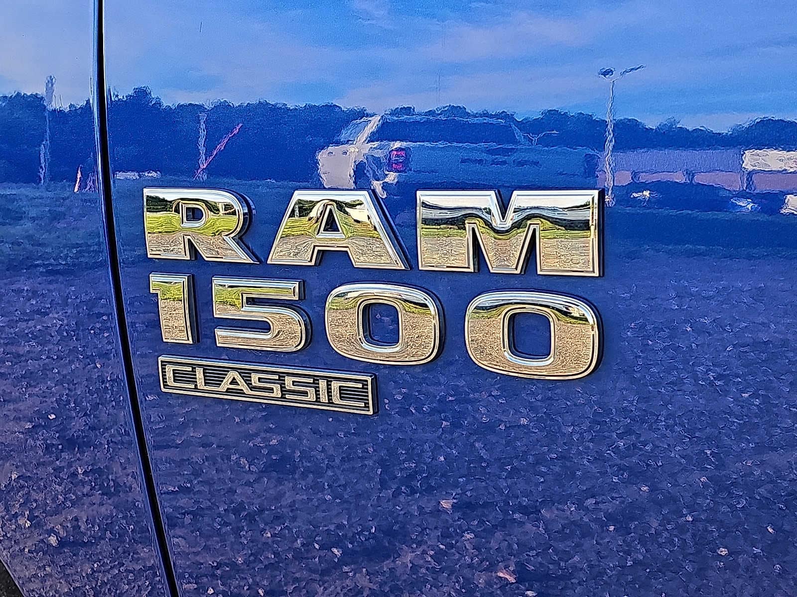 2019 RAM Ram 1500 Classic Express - Photo 30