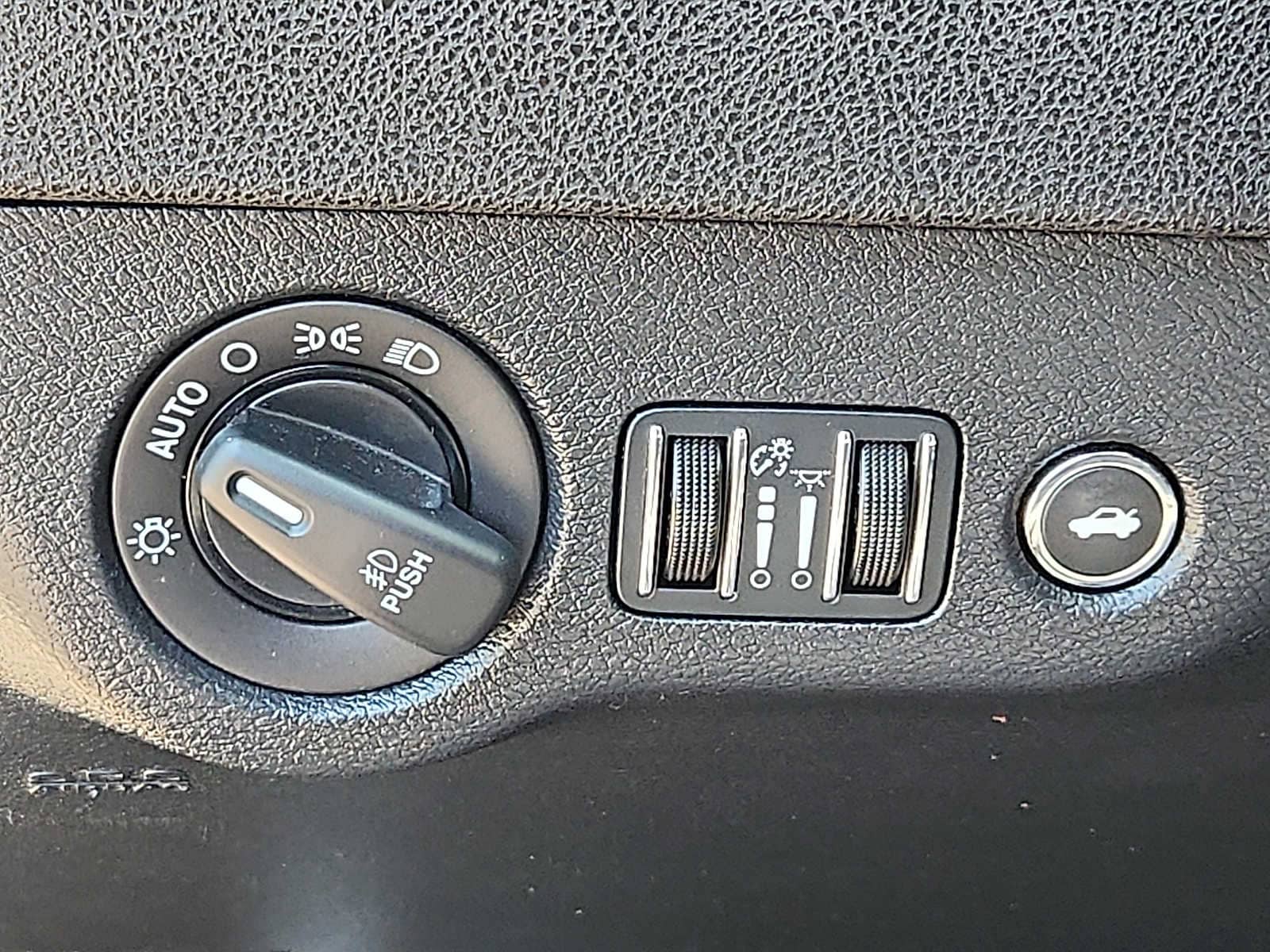 2014 Dodge Charger R/T - Photo 26