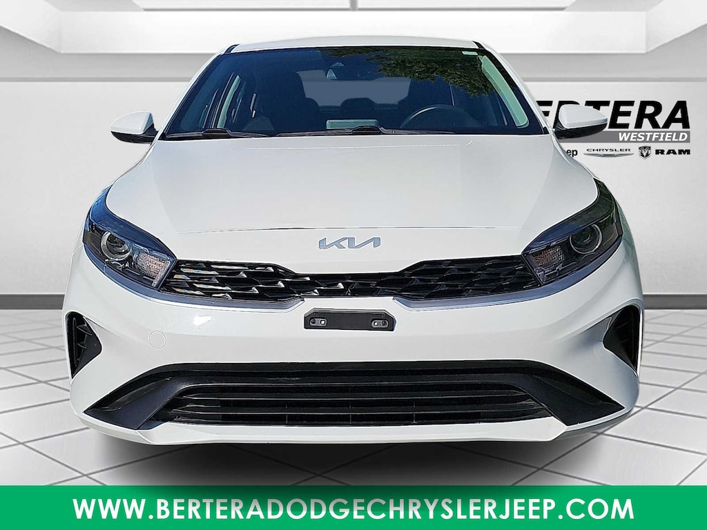 Used 2024 Kia Forte LXS Sedan