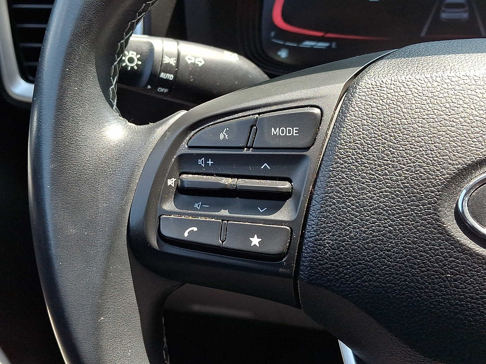 2024 Hyundai Venue SEL - Photo 22