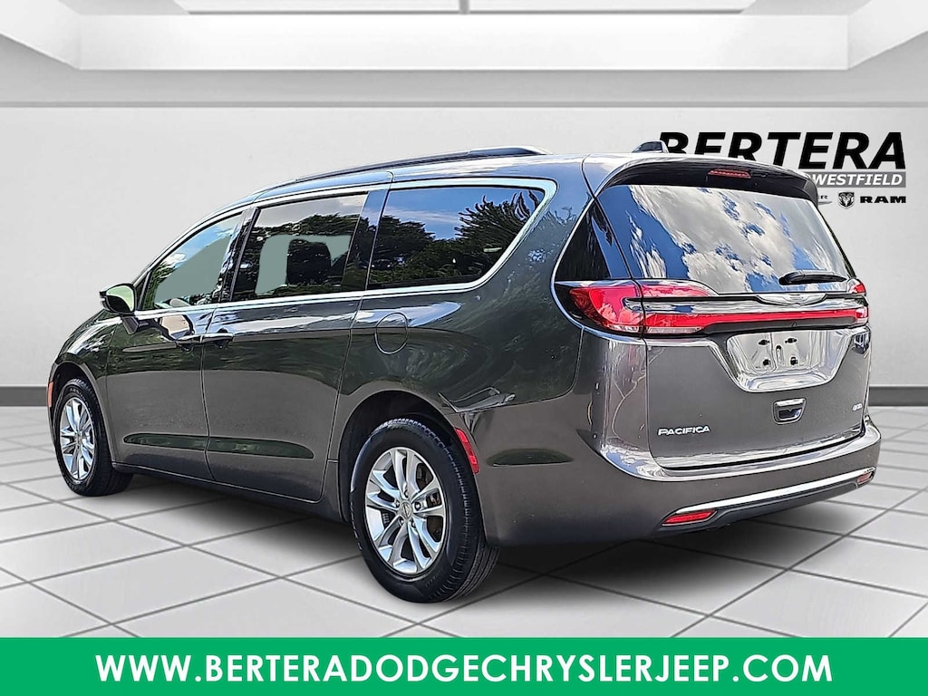 Used 2022 Chrysler Pacifica Touring Van Passenger Van