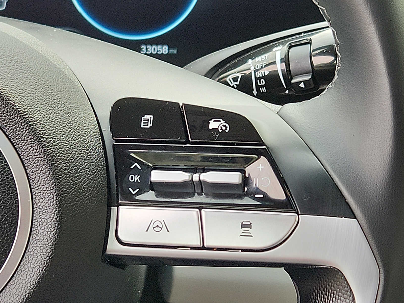 2024 Hyundai Elantra Limited - Photo 22