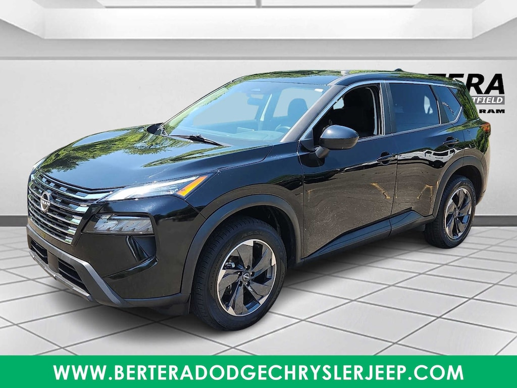 Used 2025 Nissan Rogue SV SUV