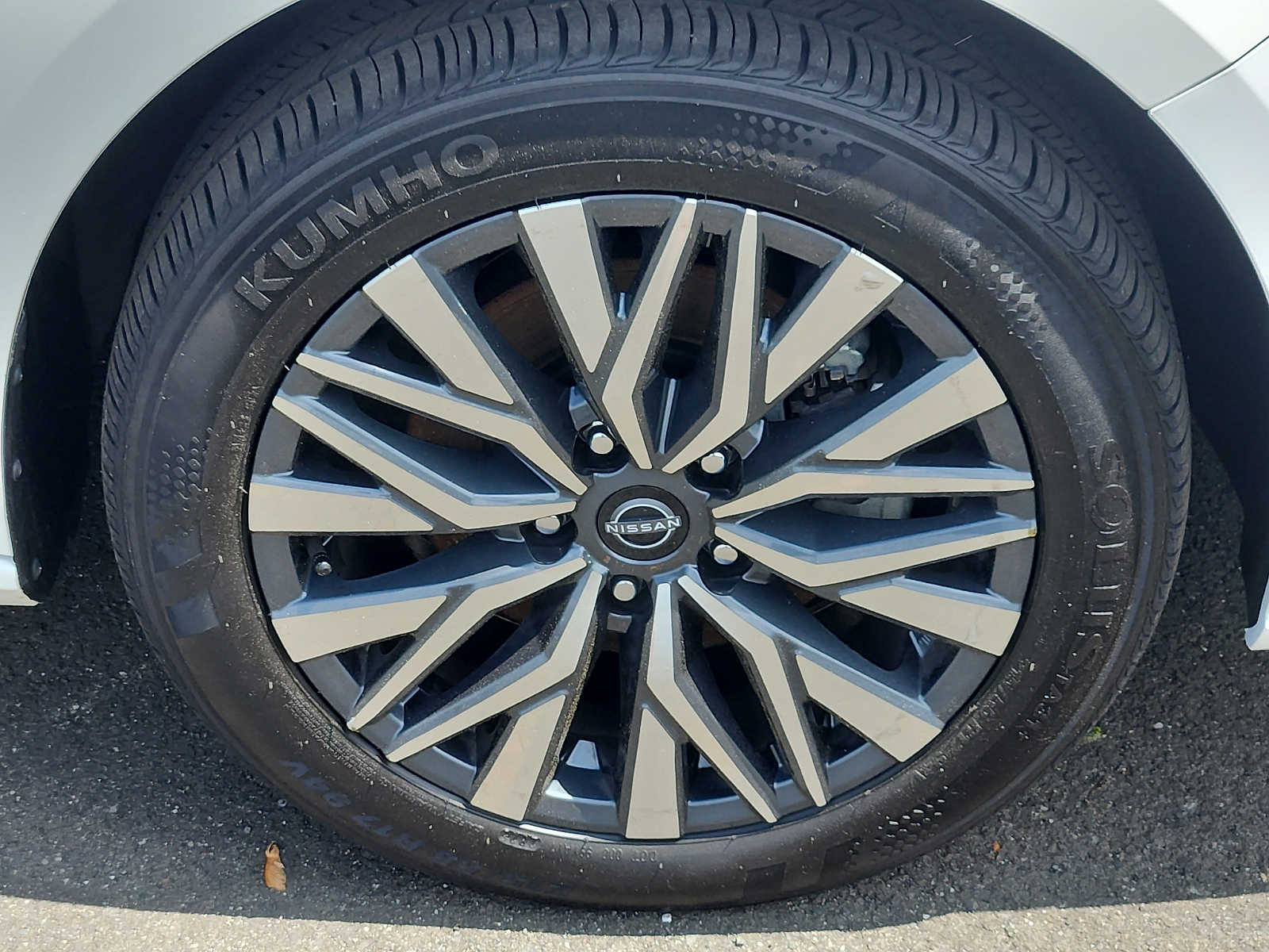 2025 Nissan Altima SV - Photo 8