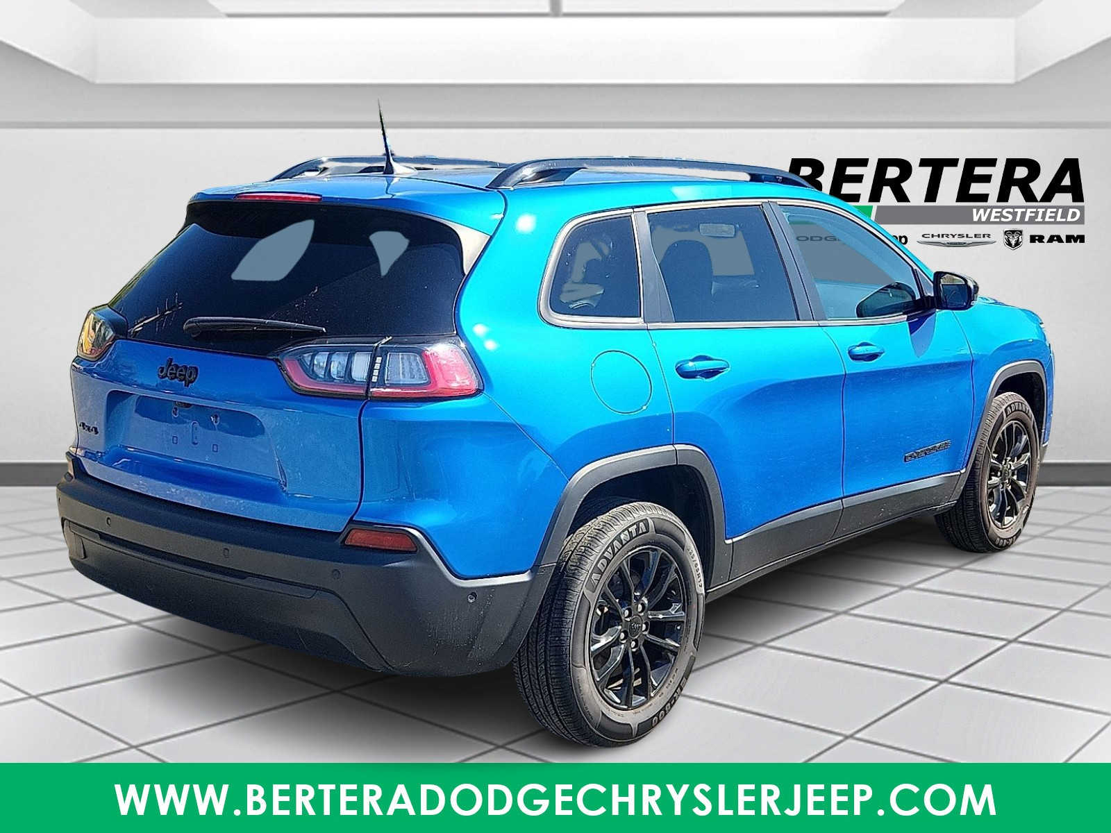 2023 Jeep Cherokee Altitude Lux - Photo 6