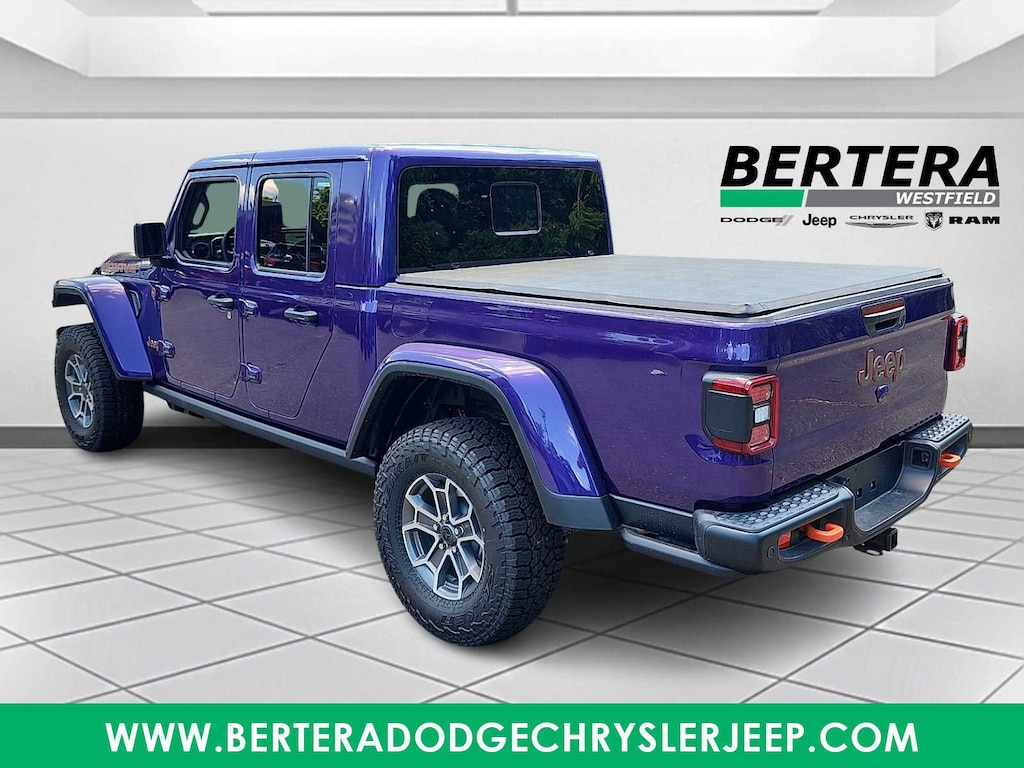 New 2026 Jeep Gladiator MOJAVE X 4X4 Pickup