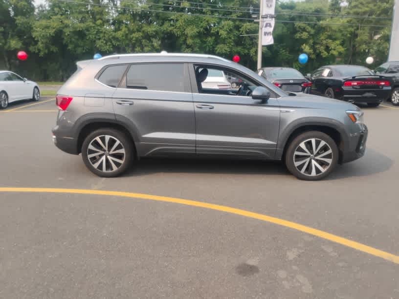 2024 Volkswagen Taos SE - Photo 6