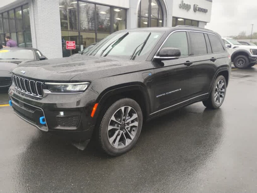 Used 2024 Jeep Grand Cherokee 4xe Overland SUV