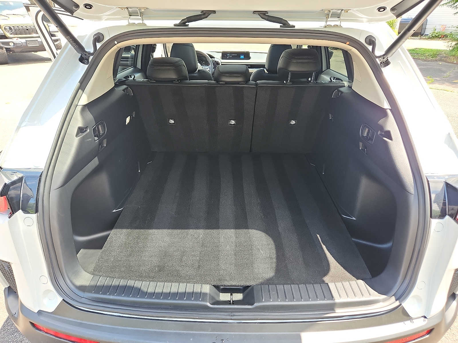2025 Mazda CX-50 Premium Plus - Photo 27