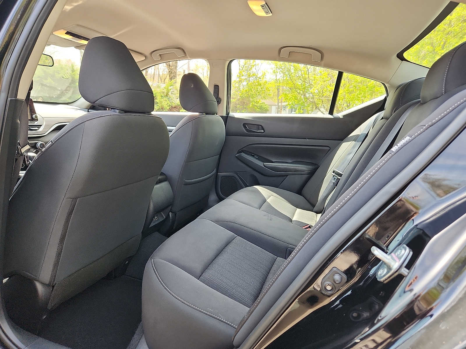 2023 Nissan Altima SV - Photo 10