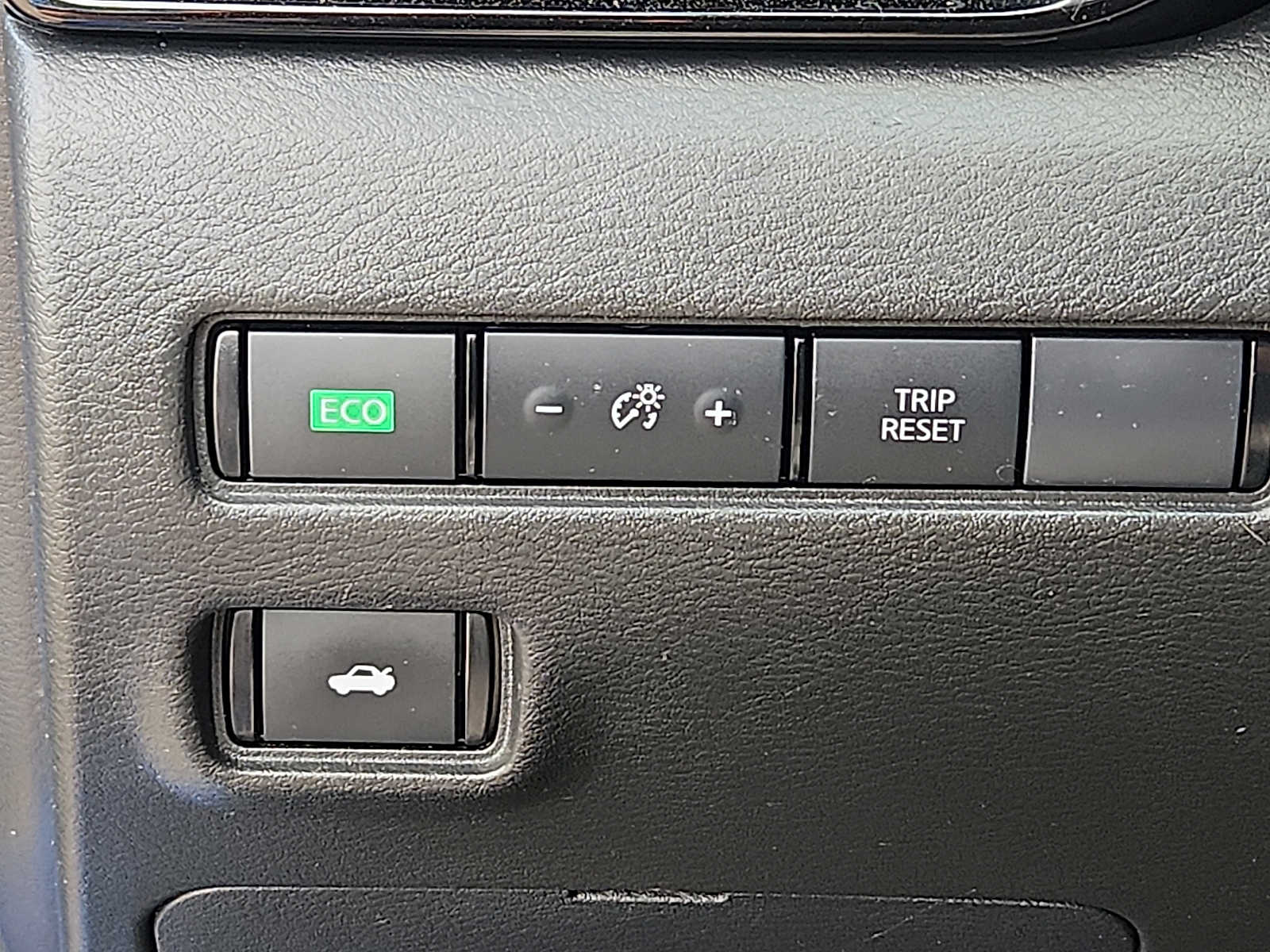 2022 Nissan Sentra SV - Photo 24