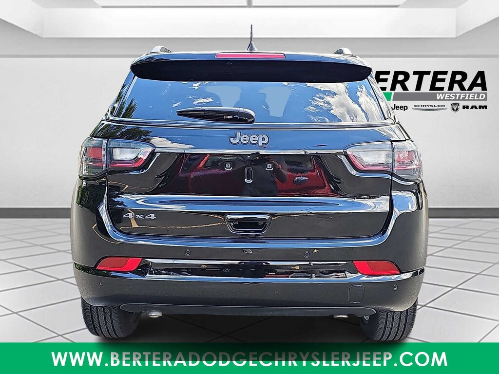 Used 2025 Jeep Compass Limited SUV