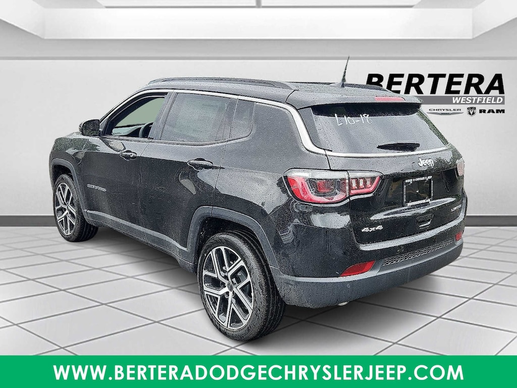 New 2025 Jeep Compass LIMITED 4X4 Sport Utility