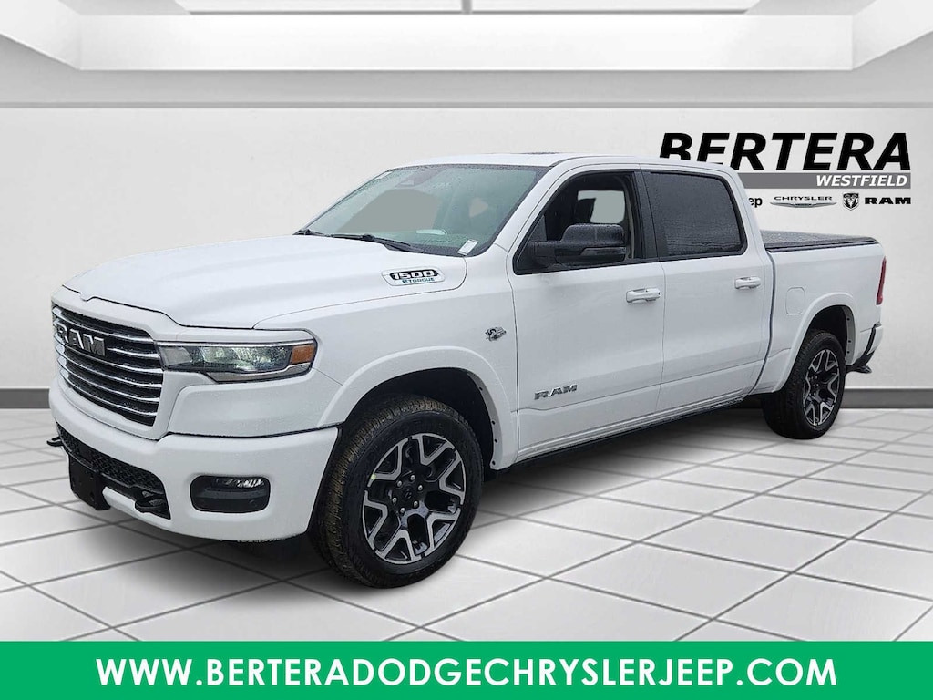 New 2026 Ram 1500 LARAMIE CREW CAB 4X4 5'7 BOX Pickup