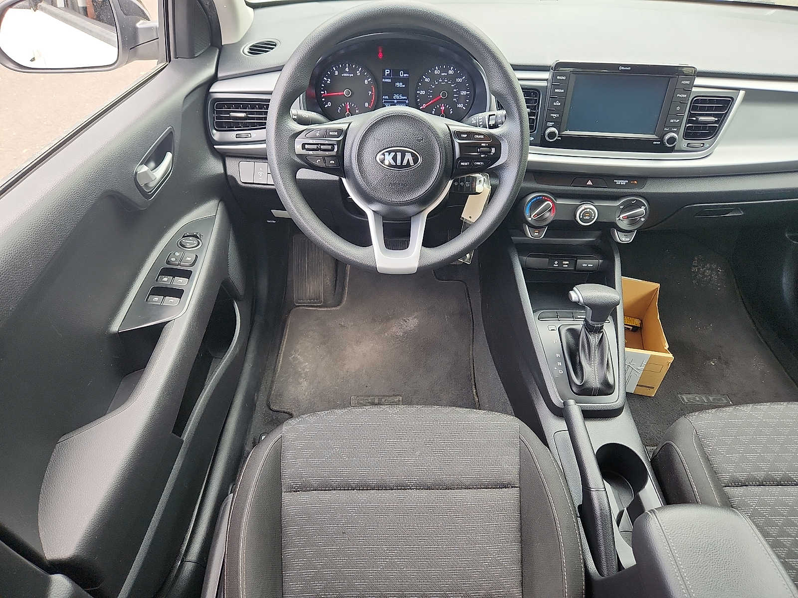 2020 Kia Rio 5-Door S - Photo 11