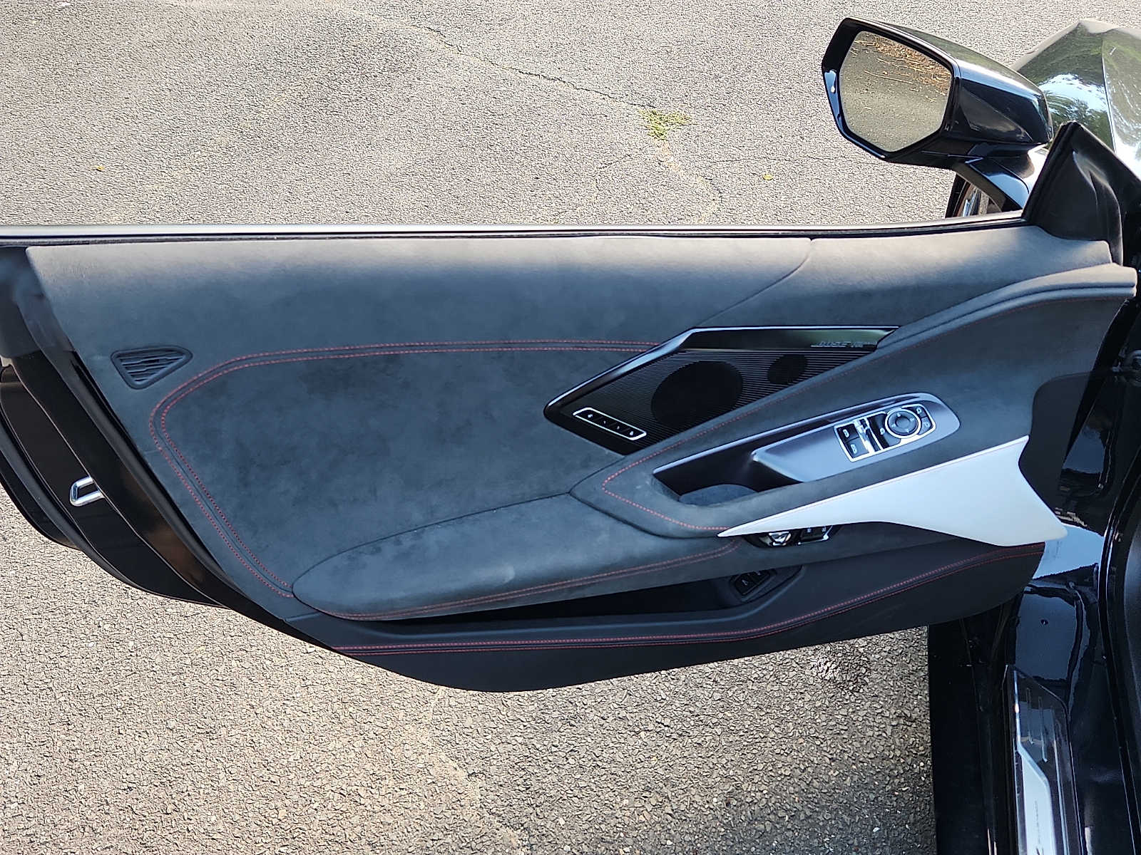 2023 Chevrolet Corvette 3LT - Photo 11