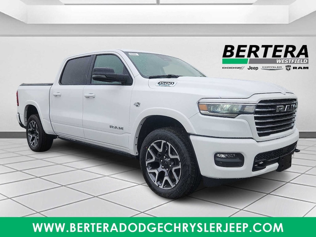 New 2026 Ram 1500 LARAMIE CREW CAB 4X4 5'7 BOX Pickup