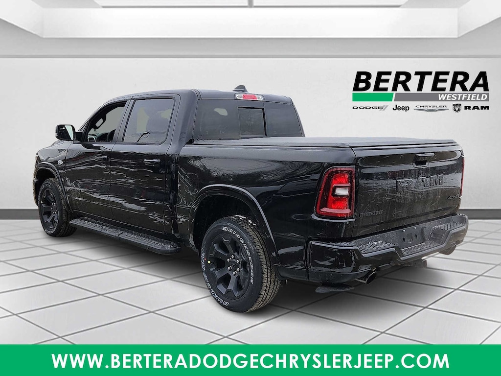 New 2026 Ram 1500 BIG HORN CREW CAB 4X4 5'7 BOX Pickup