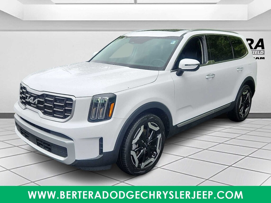 Used 2025 Kia Telluride S SUV