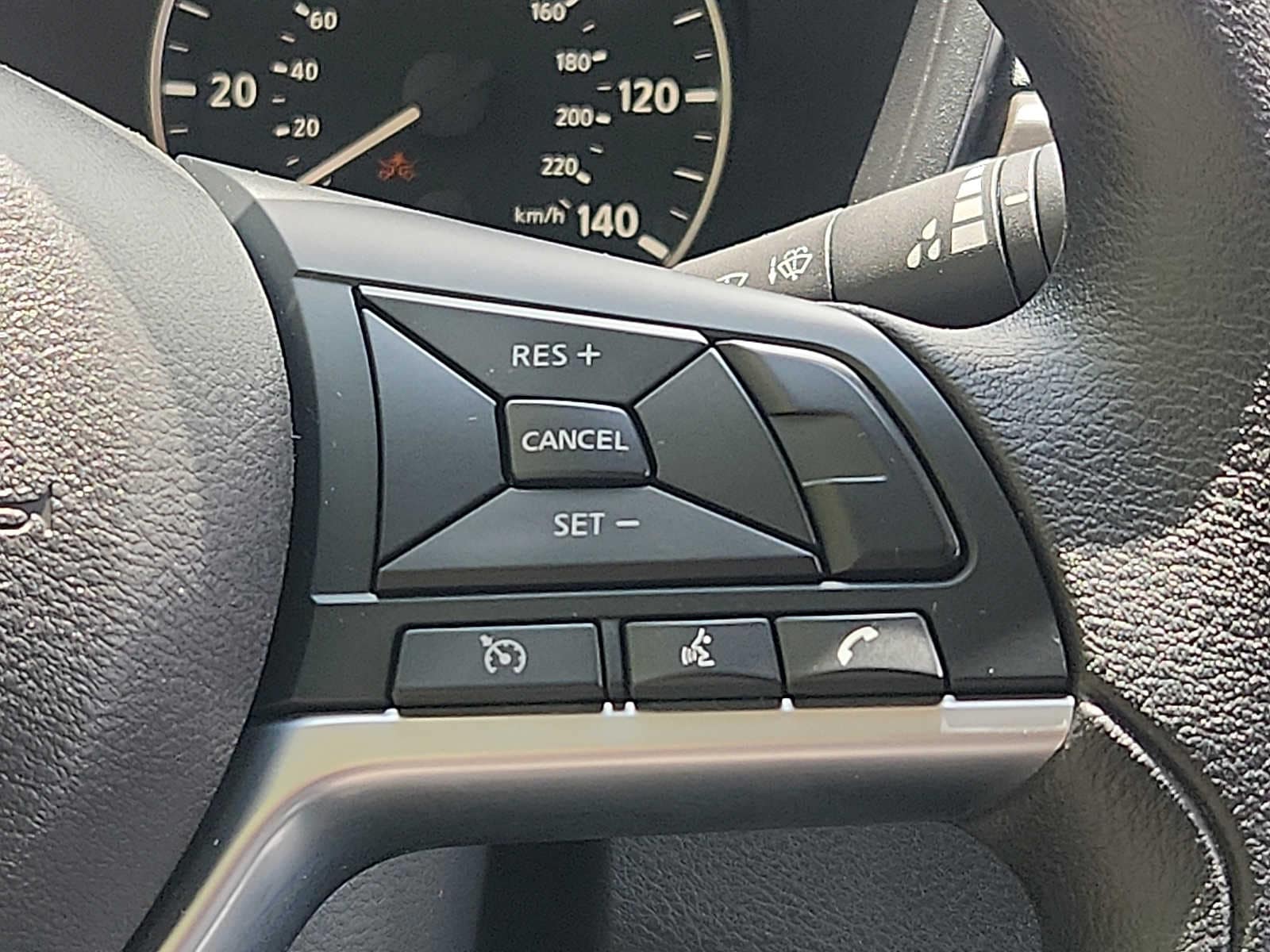 2025 Nissan Altima SV - Photo 21