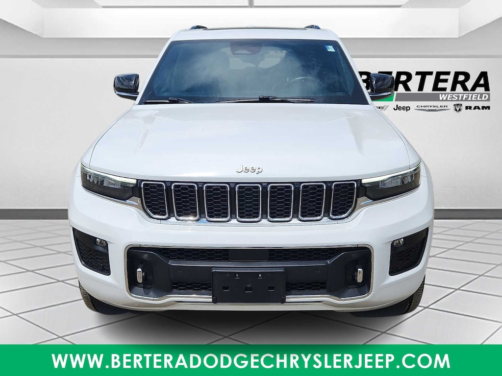Used 2022 Jeep Grand Cherokee Overland SUV