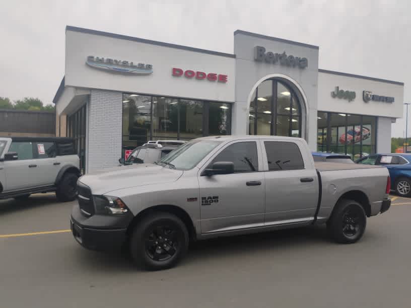2021 RAM 1500 Classic Tradesman 4x4 Crew Cab 5'7's photo