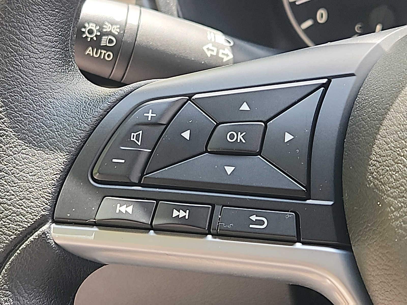 2025 Nissan Altima SV - Photo 20