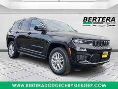 2025 Jeep Grand Cherokee LAREDO X 4X4 Sport Utility