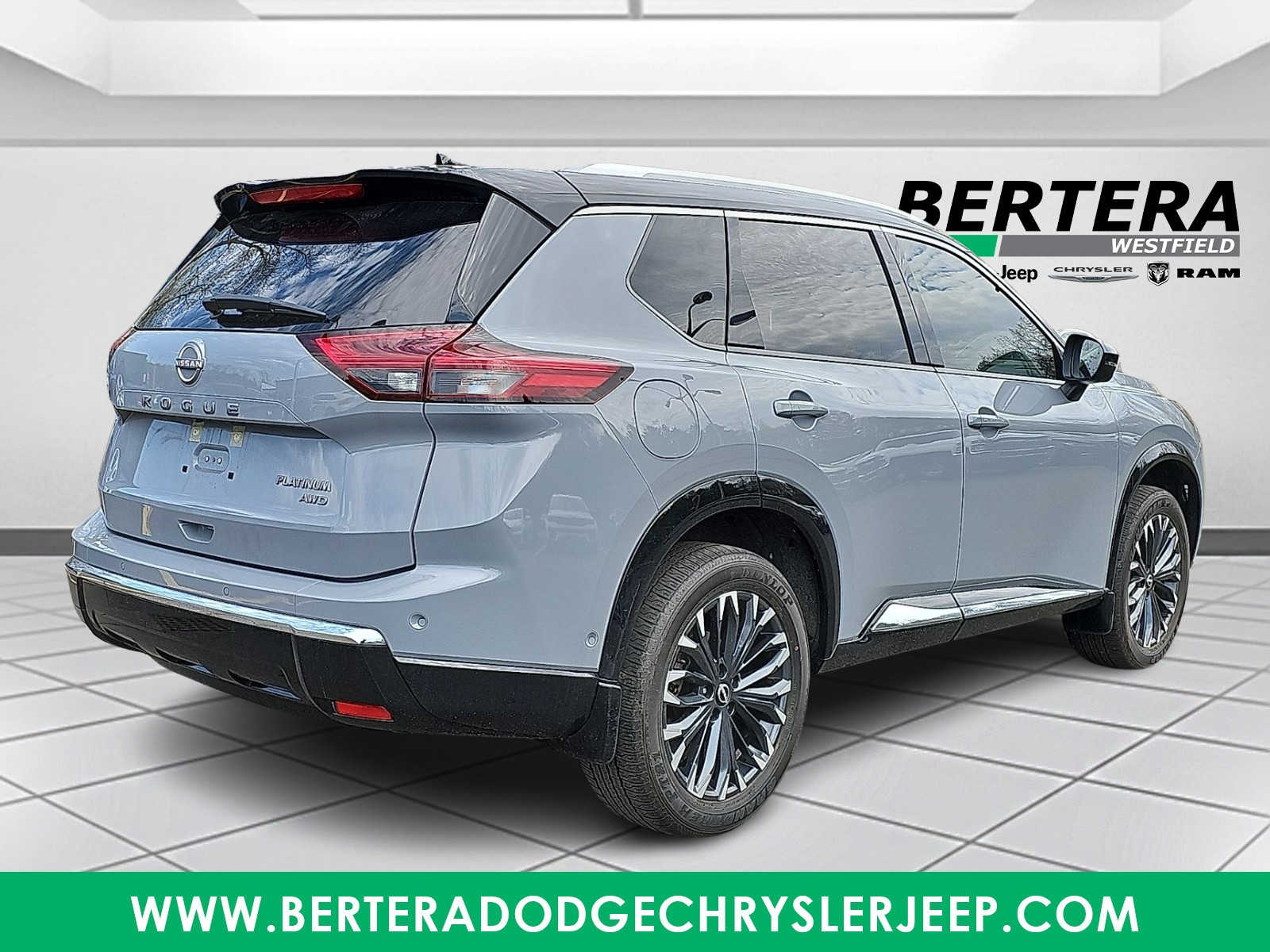 2024 Nissan Rogue Platinum - Photo 6
